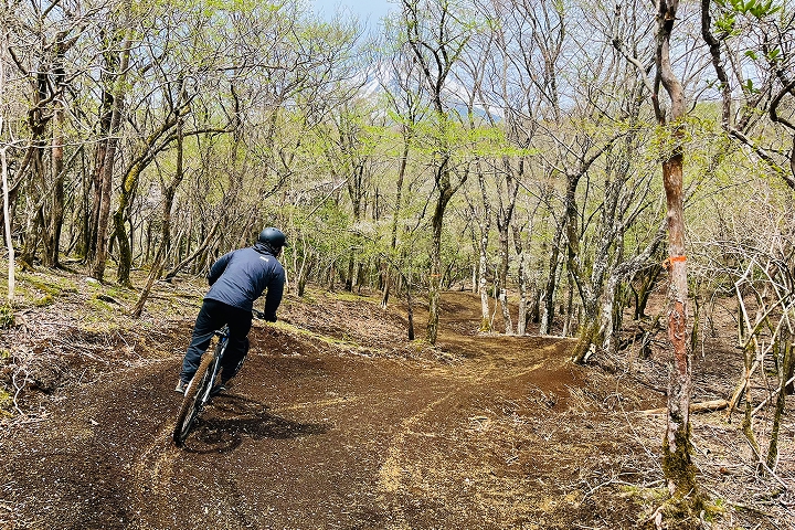 CRATER LOOP（クレーターループ）