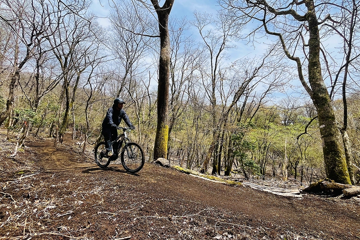 CRATER LOOP（クレーターループ）